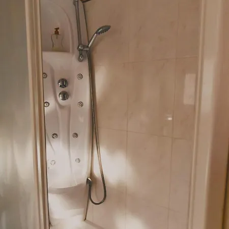 Πανσιόν Maria Homes La Pineta Di